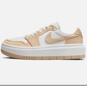 Nike women’s air Jordan, elevate low platform sneakers size 8 white Onyx